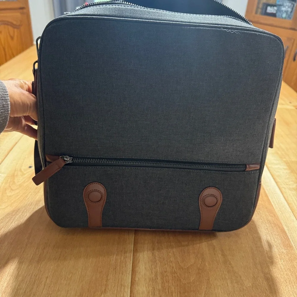 Silver Cross Wave Luxury Changing Diaper Bag Charcoal Gray Brown Trim NWT